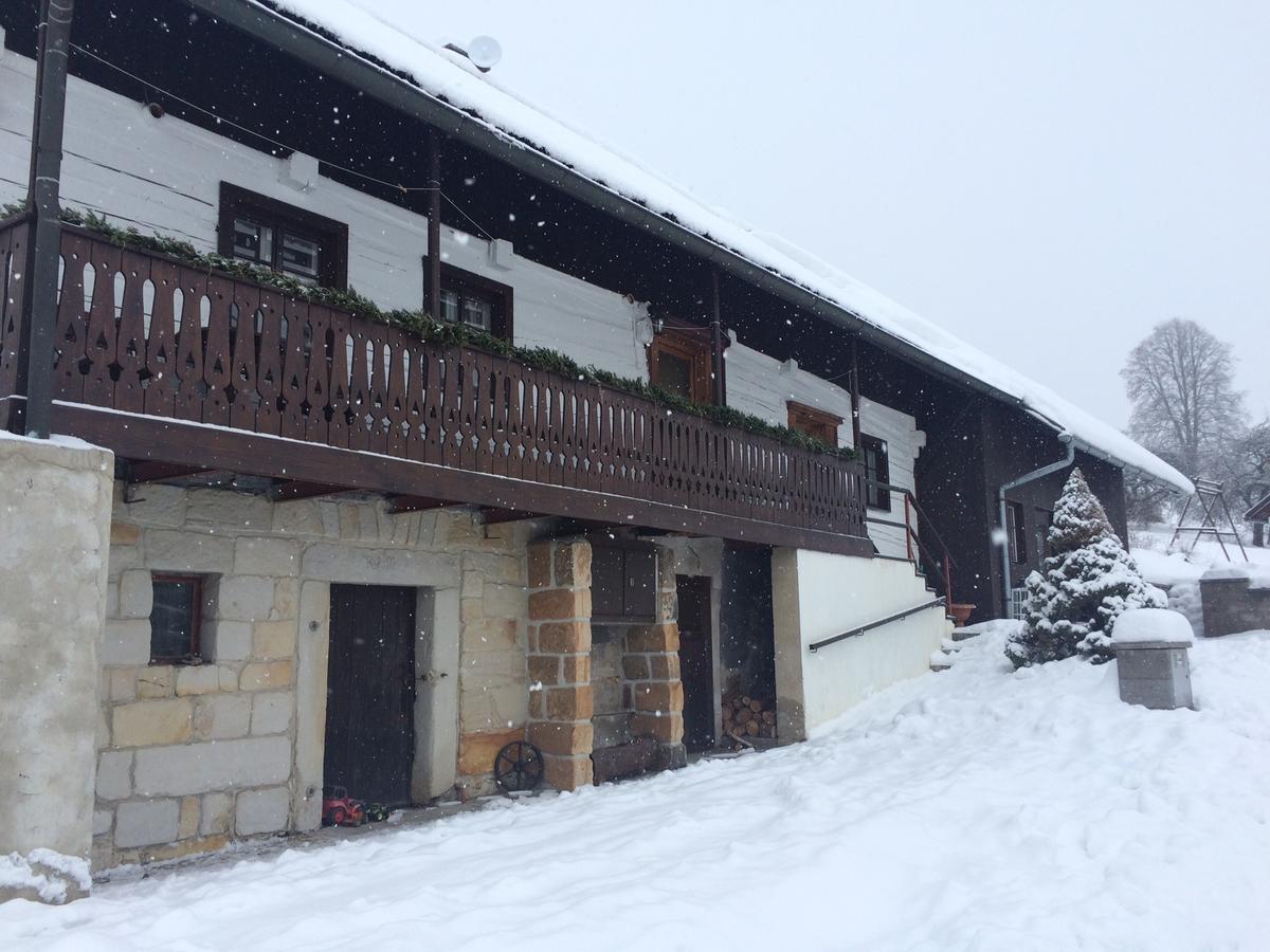 Villa Roubenka Doubravice Hrubá Skála Esterno foto